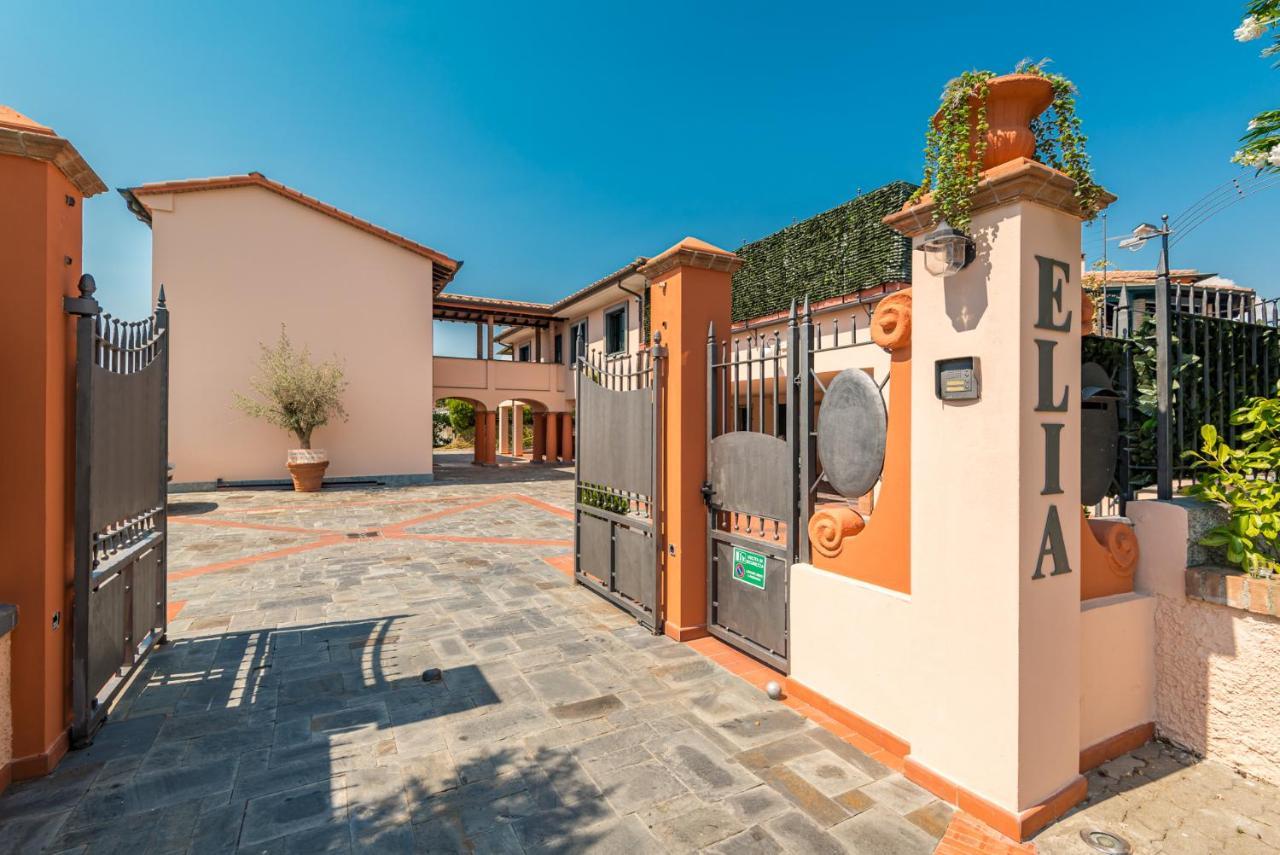 Hotel La Pietra Restaurant Fosdinovo Exterior foto